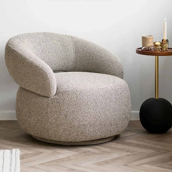 Beskrivende alternativ tekst for det første billede