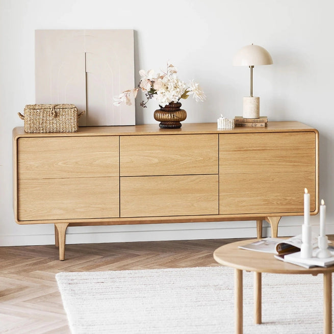 Beskrivende alternativ tekst for det første billede