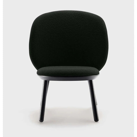 Naïve Low Chair – Naturlig Elegance og Komfort