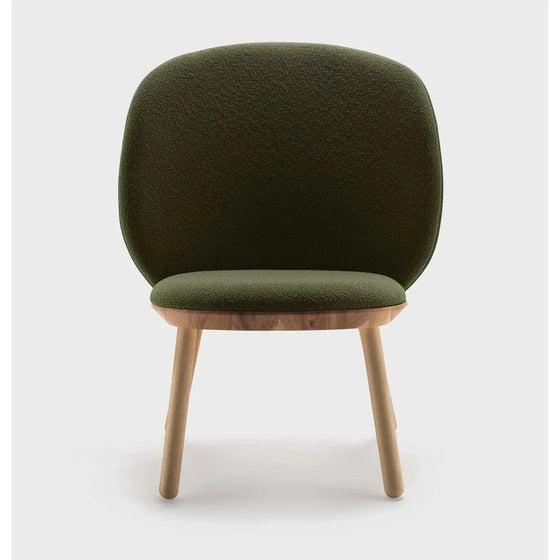 Naïve Low Chair – Naturlig Elegance og Komfort