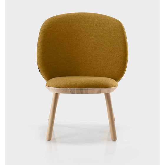 Naïve Low Chair – Naturlig Elegance og Komfort