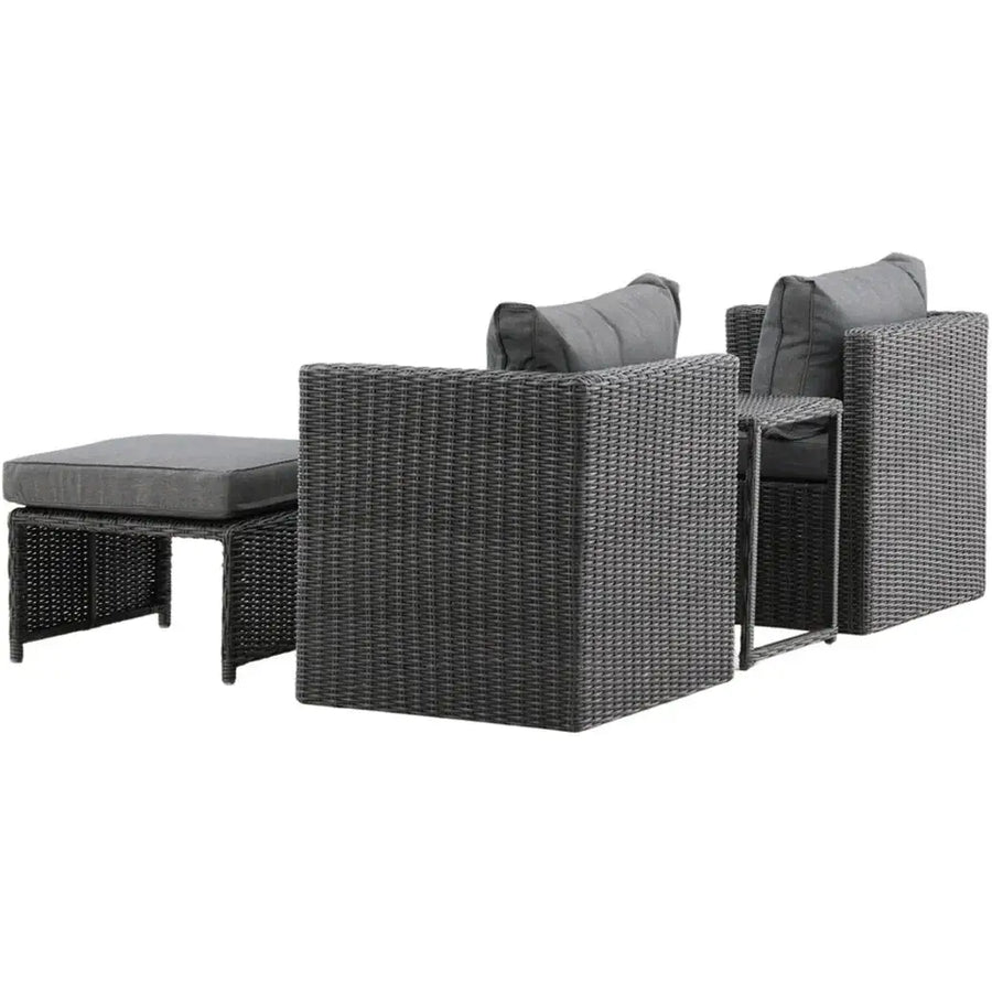 Quad Loungehavesæt med 2 stk. loungehvilestole inkl. fodskamler og loungebord